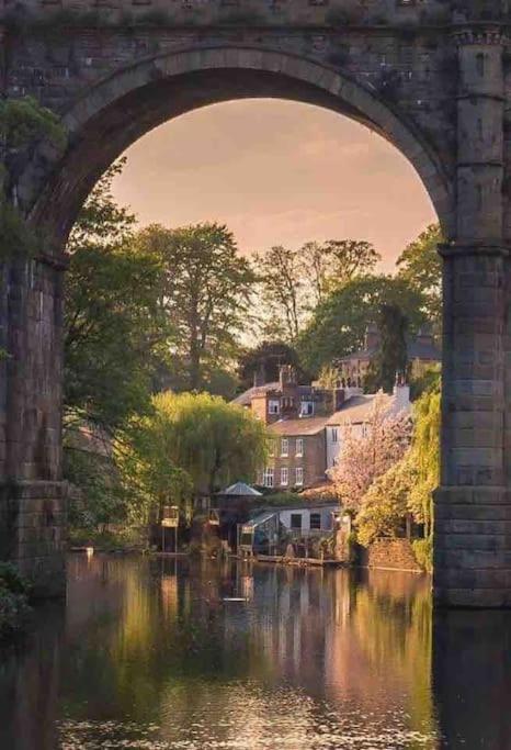 Riverside Knaresborough Kültér fotó